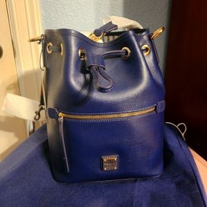 NWT Dooney & Bourke bucket bag